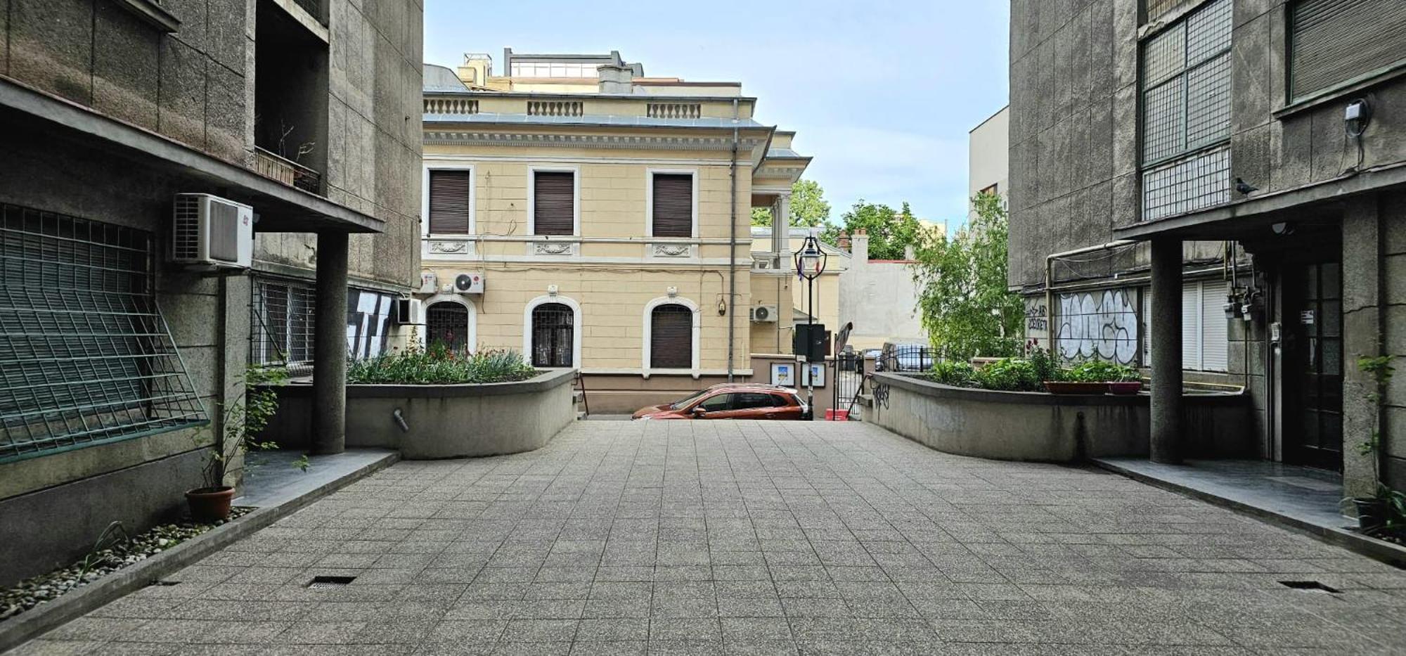 Tantra Studio 1 Conta Universitate Bucarest Exterior foto